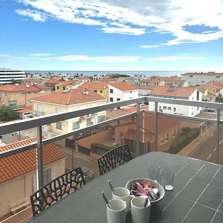 Superbe T2 200 M De La 4suf502 Apartment *